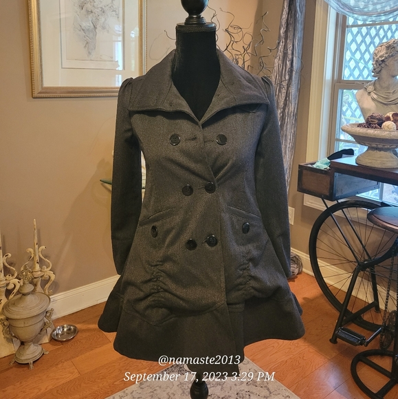 Guess Pleated Lined Overcoat Children's M (10/12) #507 - Picture 7 of 14